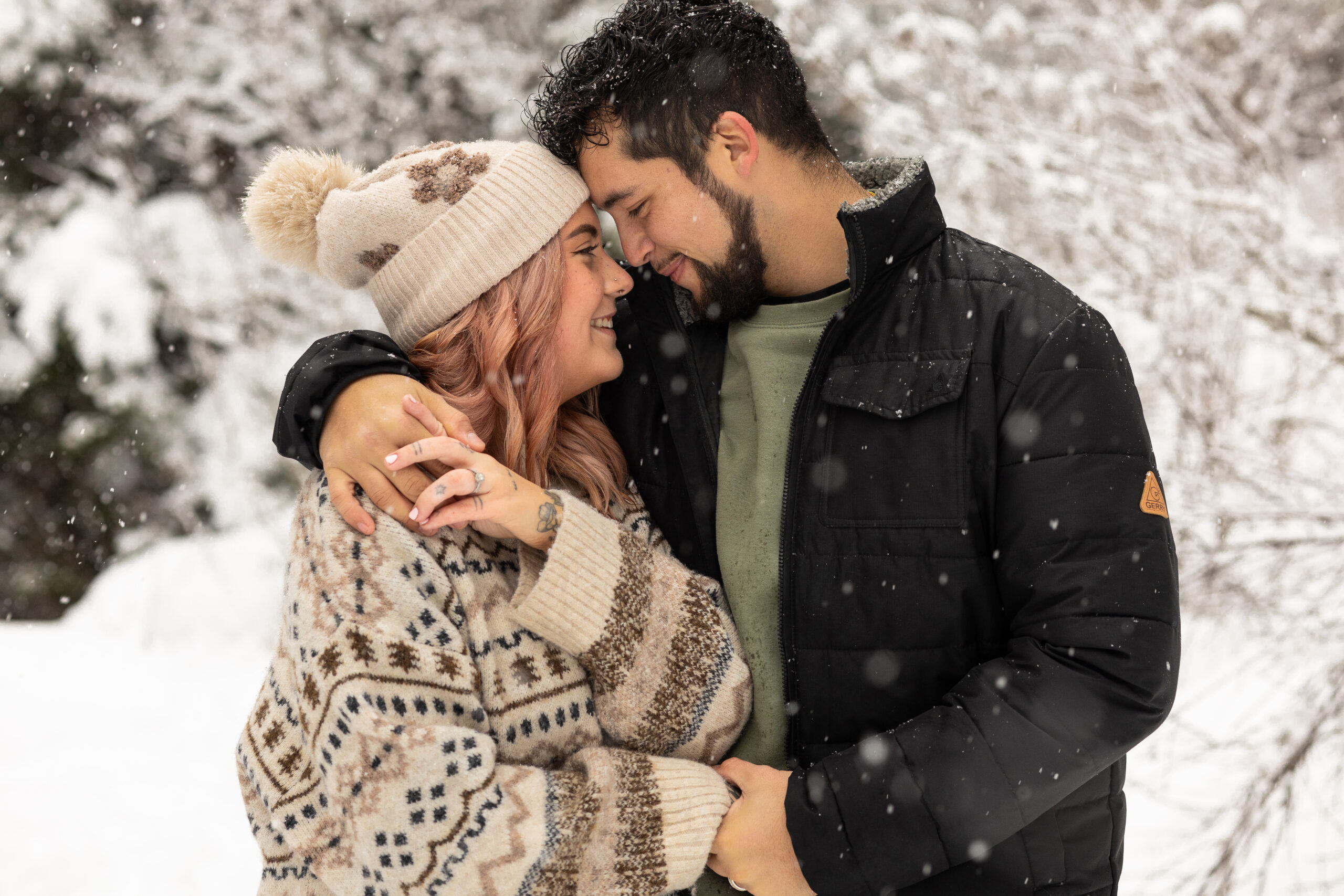 couple hugging in cda idaho